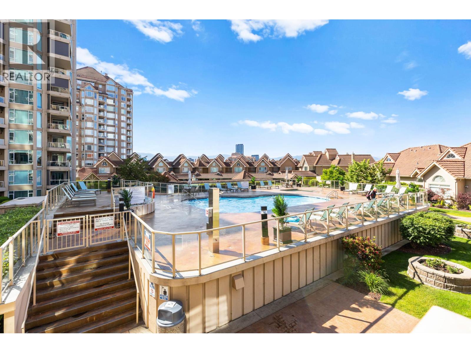 401 1128 Sunset Drive, Kelowna