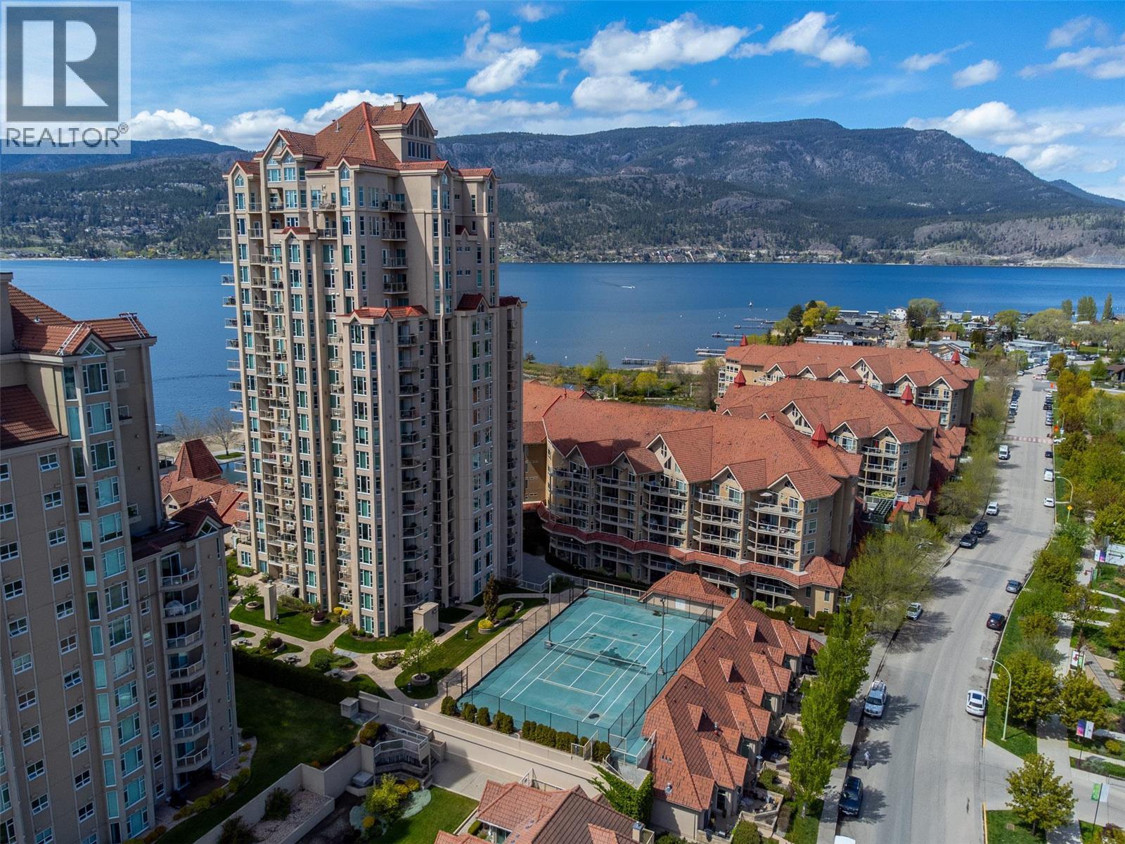401 1128 Sunset Drive, Kelowna