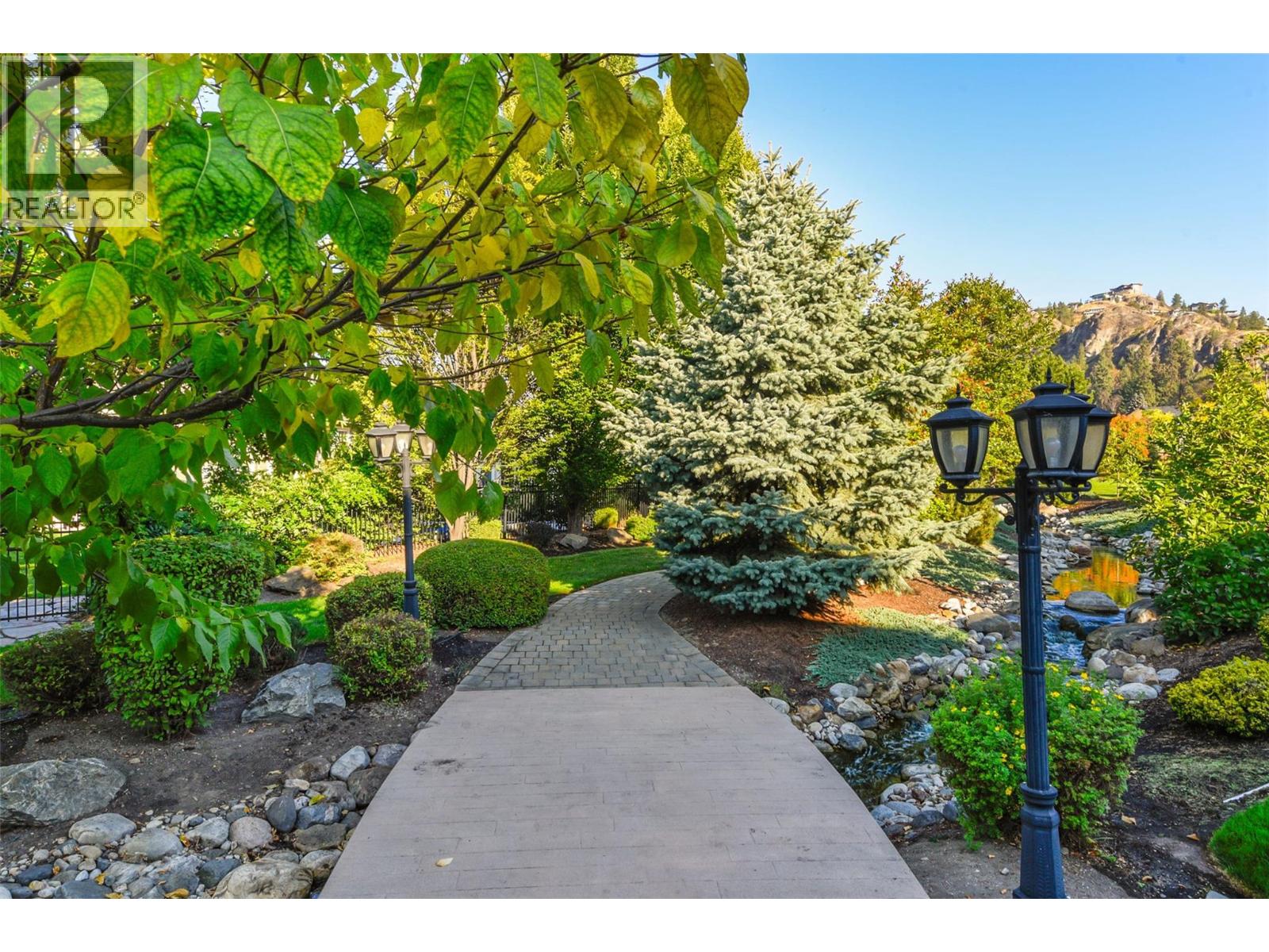  1147 Glenview Court, Kelowna
