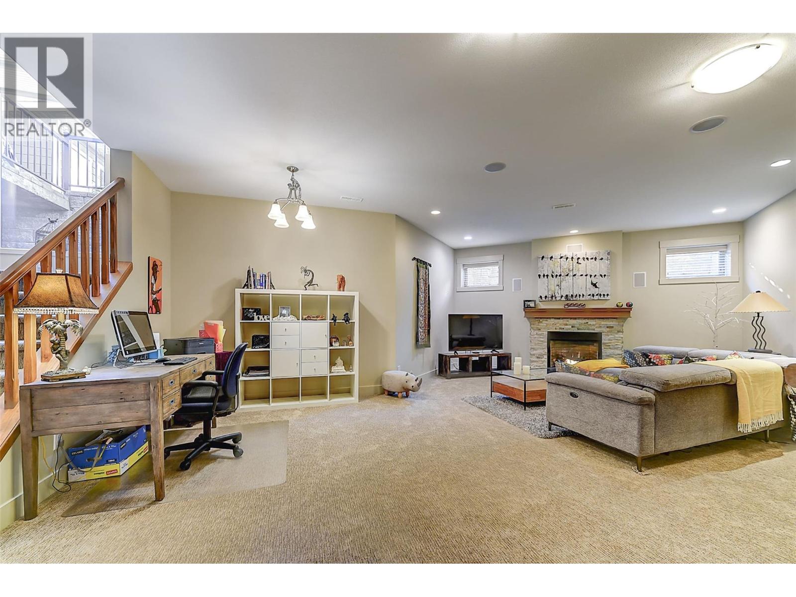  1147 Glenview Court, Kelowna