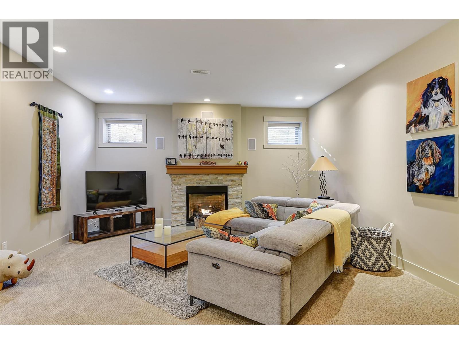  1147 Glenview Court, Kelowna