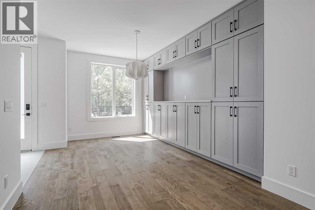 Single Family House for Sale in   Avenue NW Mount Pleasant Calgary 