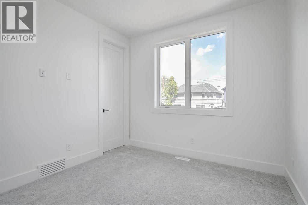 Single Family House for Sale in   Avenue NW Mount Pleasant Calgary 