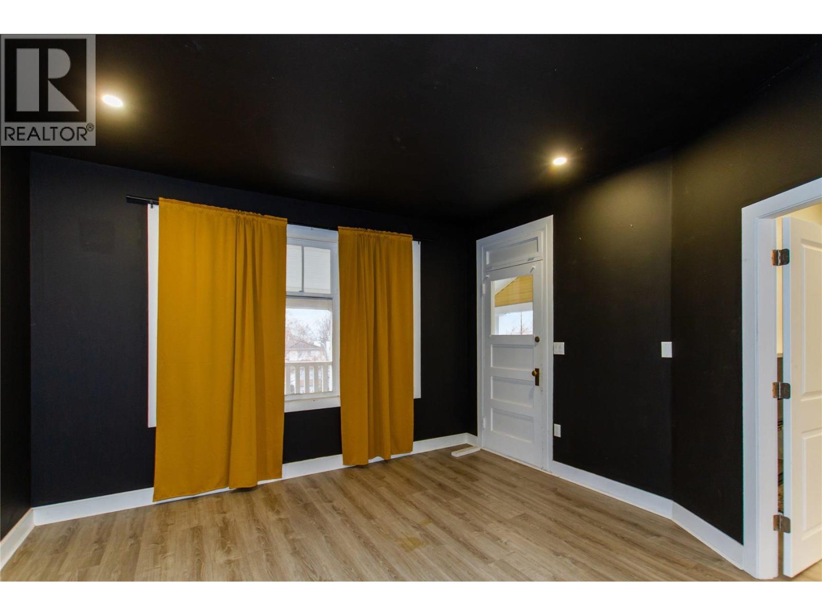 2770 CAMBRIDGE STREET, Vancouver