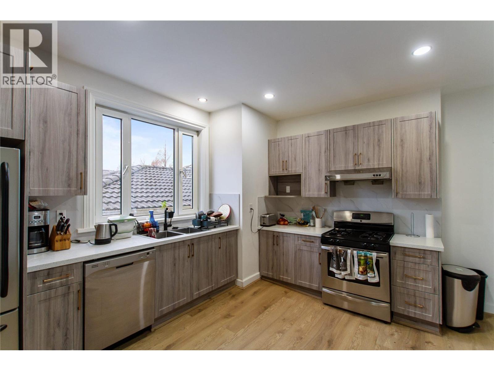 2770 CAMBRIDGE STREET, Vancouver