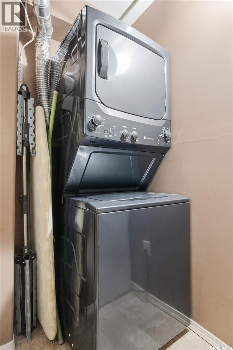 Single Family House Low rise for Sale in   Windsor Park ROAD Regina 