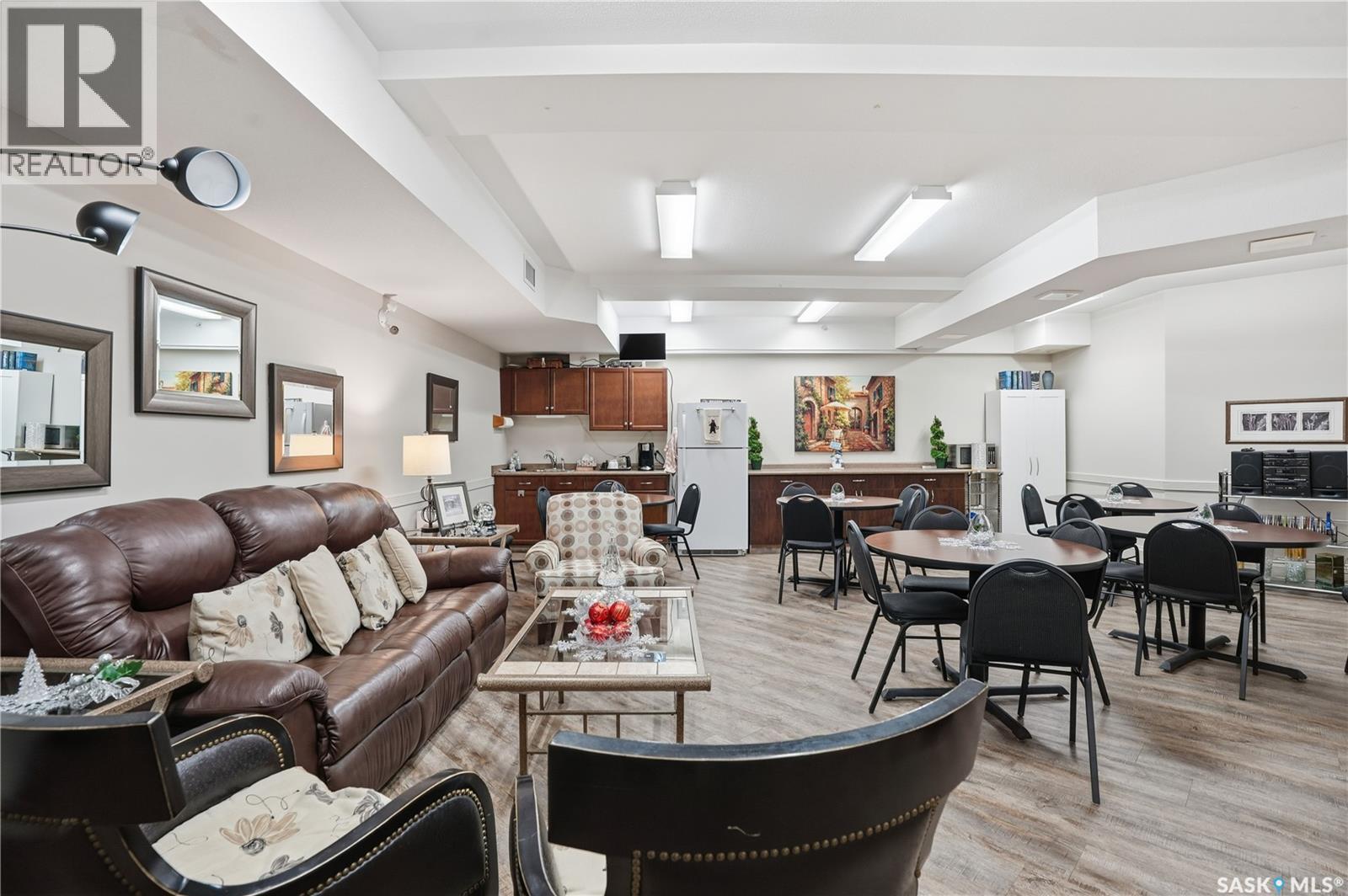 Single Family House Low rise for Sale in   Windsor Park ROAD Regina 