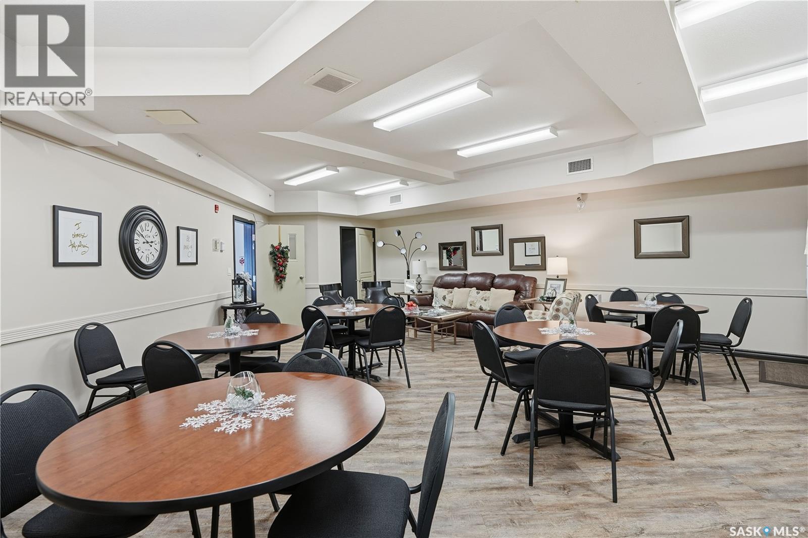 Single Family House Low rise for Sale in   Windsor Park ROAD Regina 