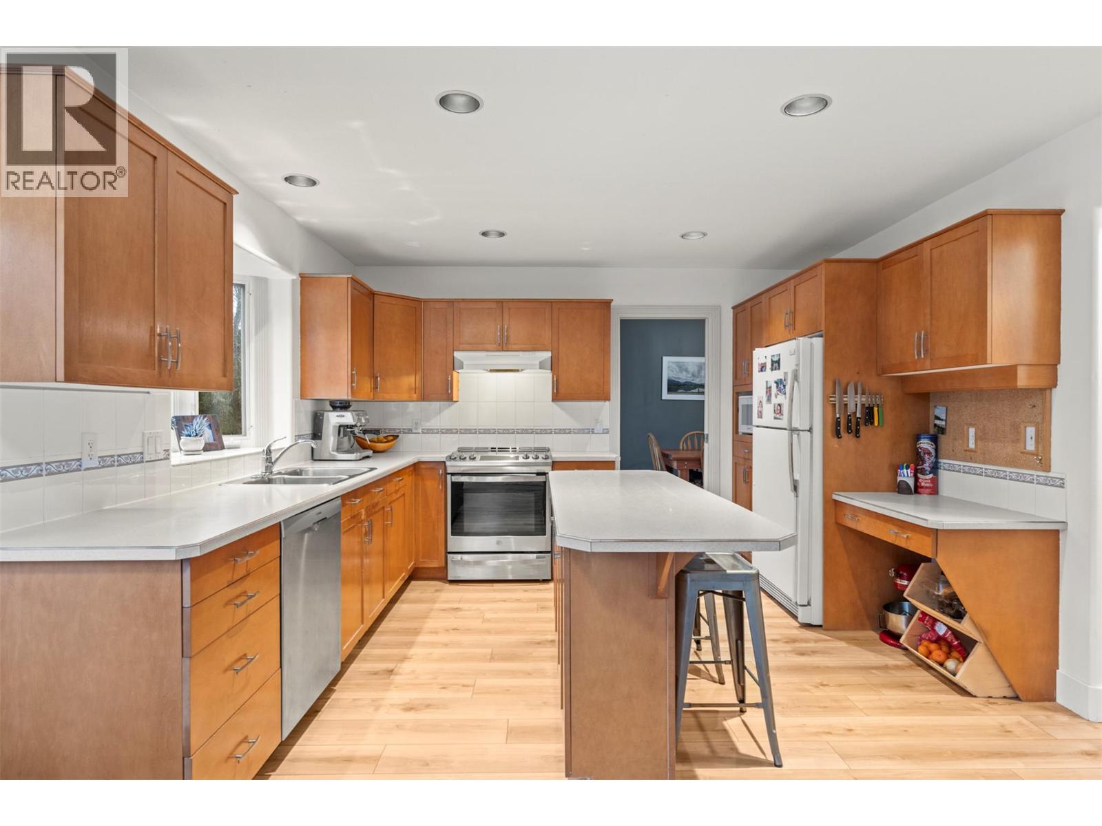  705 Cavalier Court, Vernon