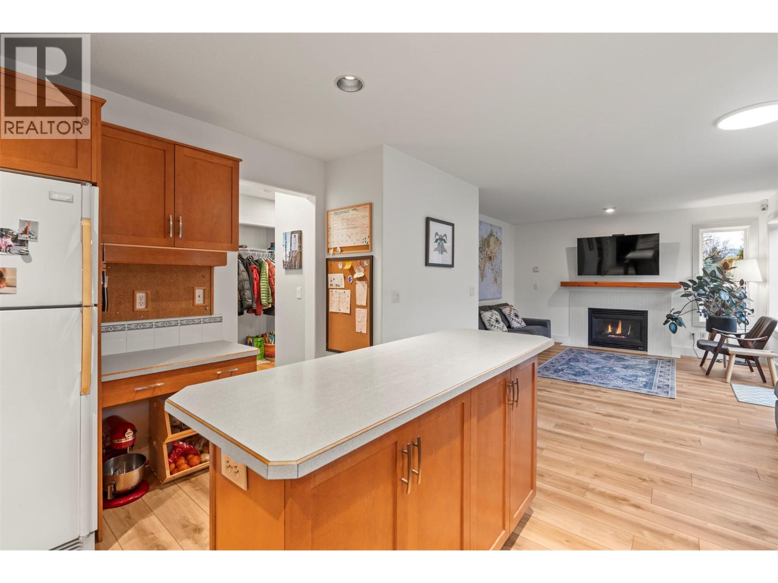  705 Cavalier Court, Vernon