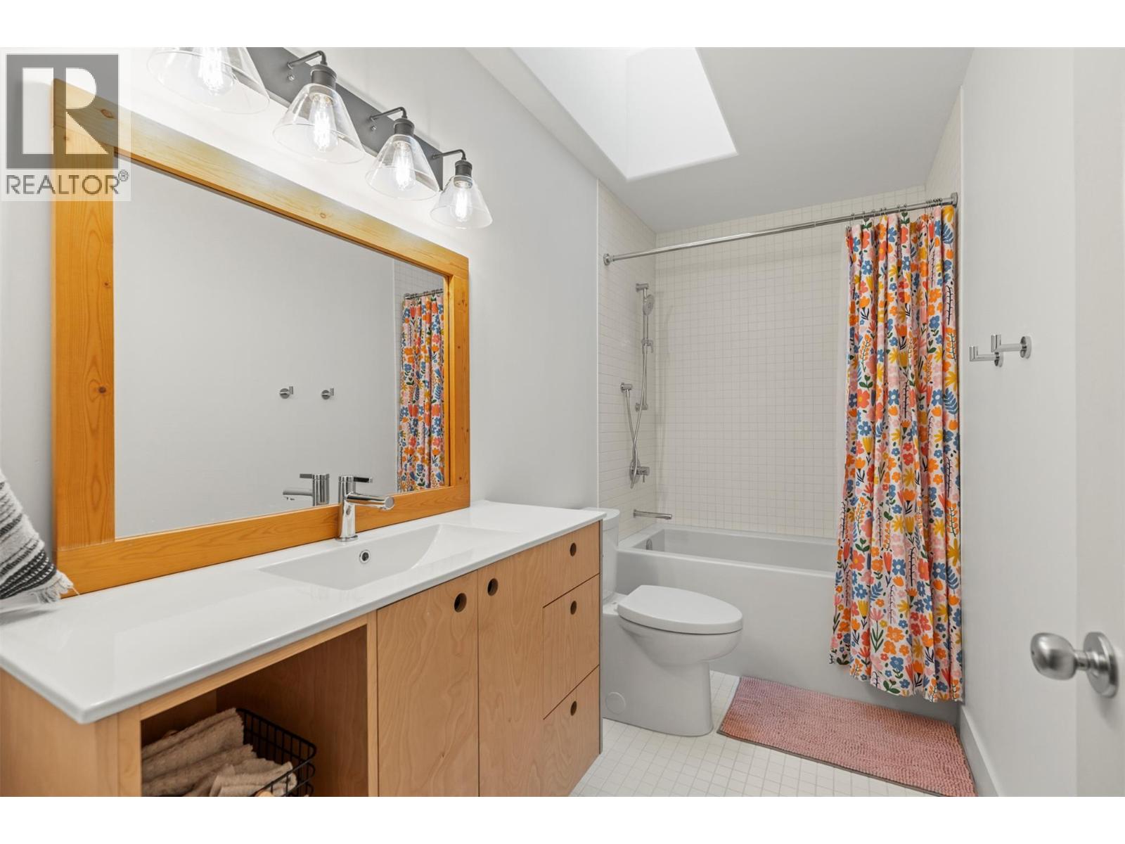  705 Cavalier Court, Vernon