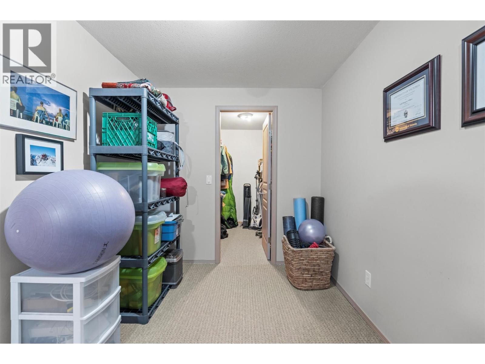  705 Cavalier Court, Vernon