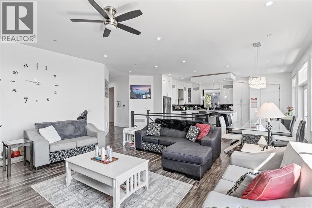 24531 DEWDNEY TRUNK ROAD, Maple Ridge