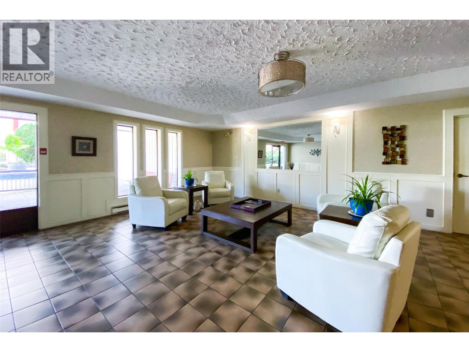 314 2110 Hoy Street, Kelowna