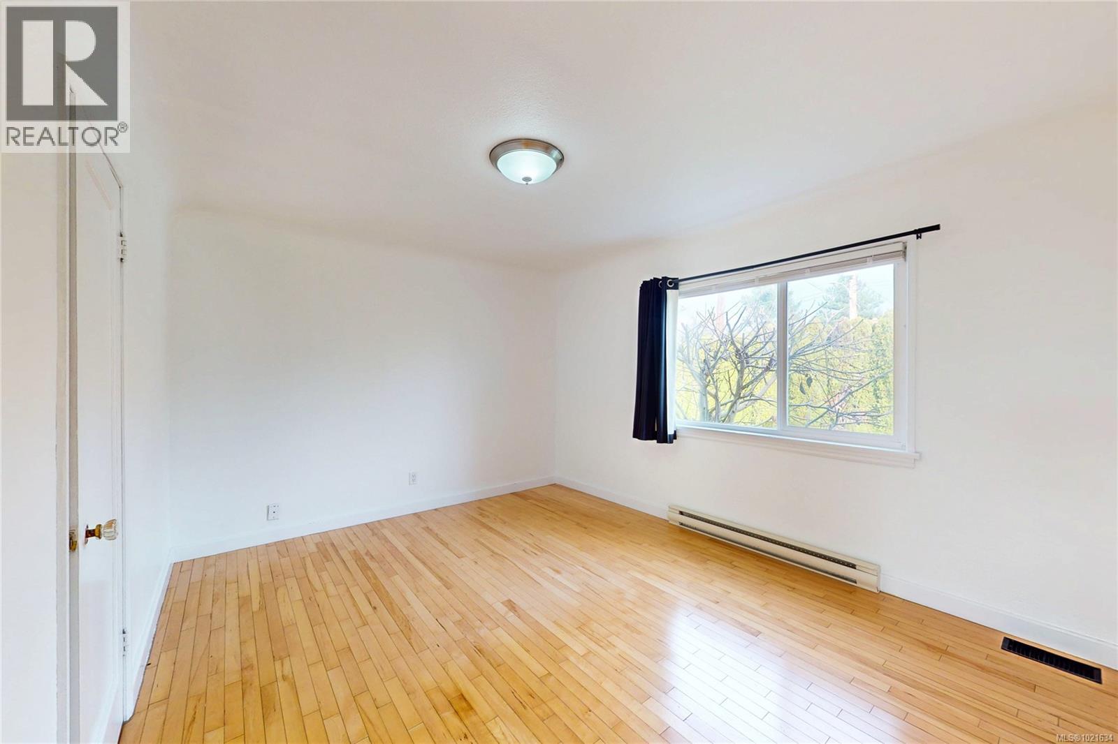  3876 Carey Road, Saanich