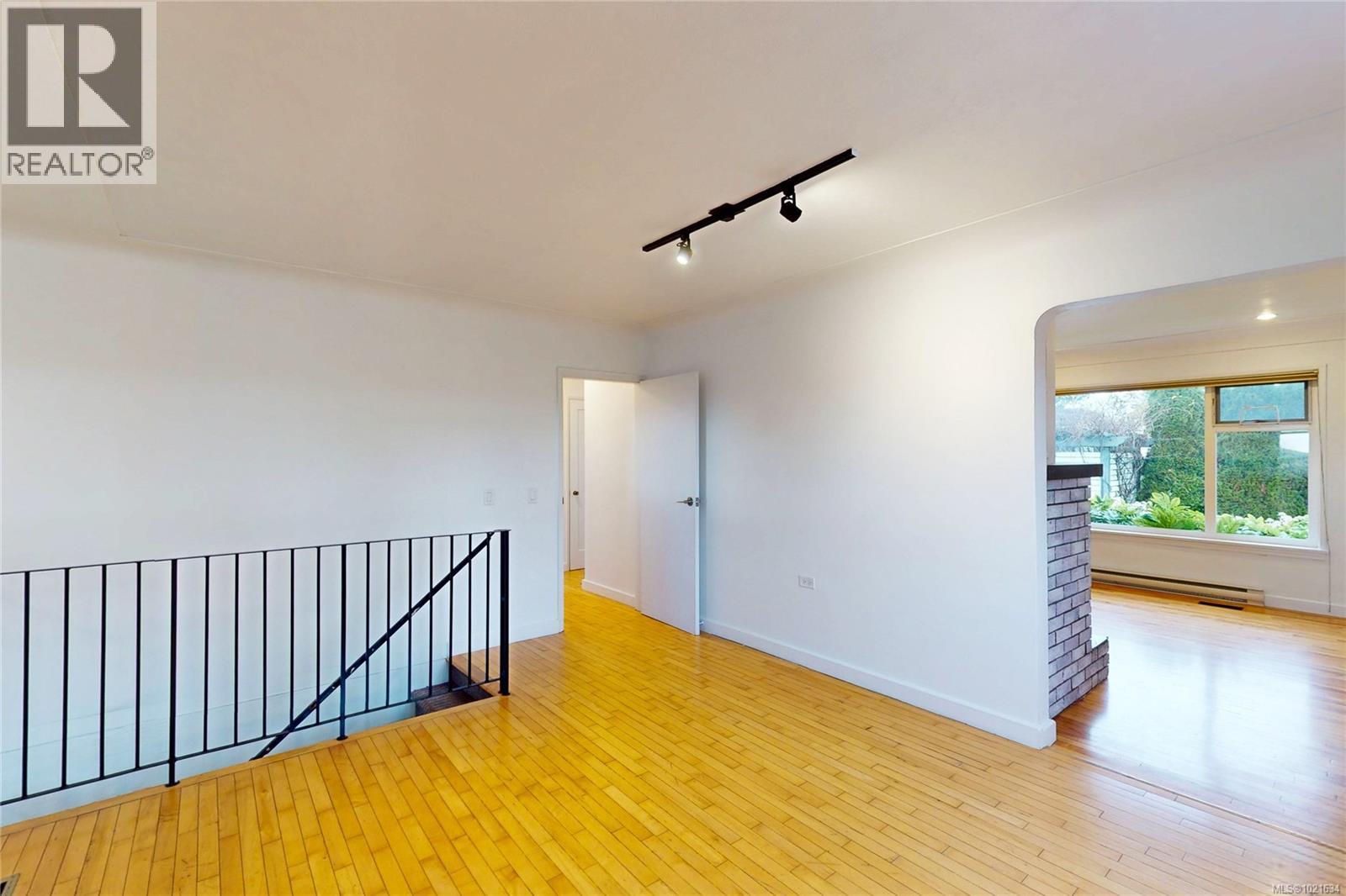  3876 Carey Road, Saanich