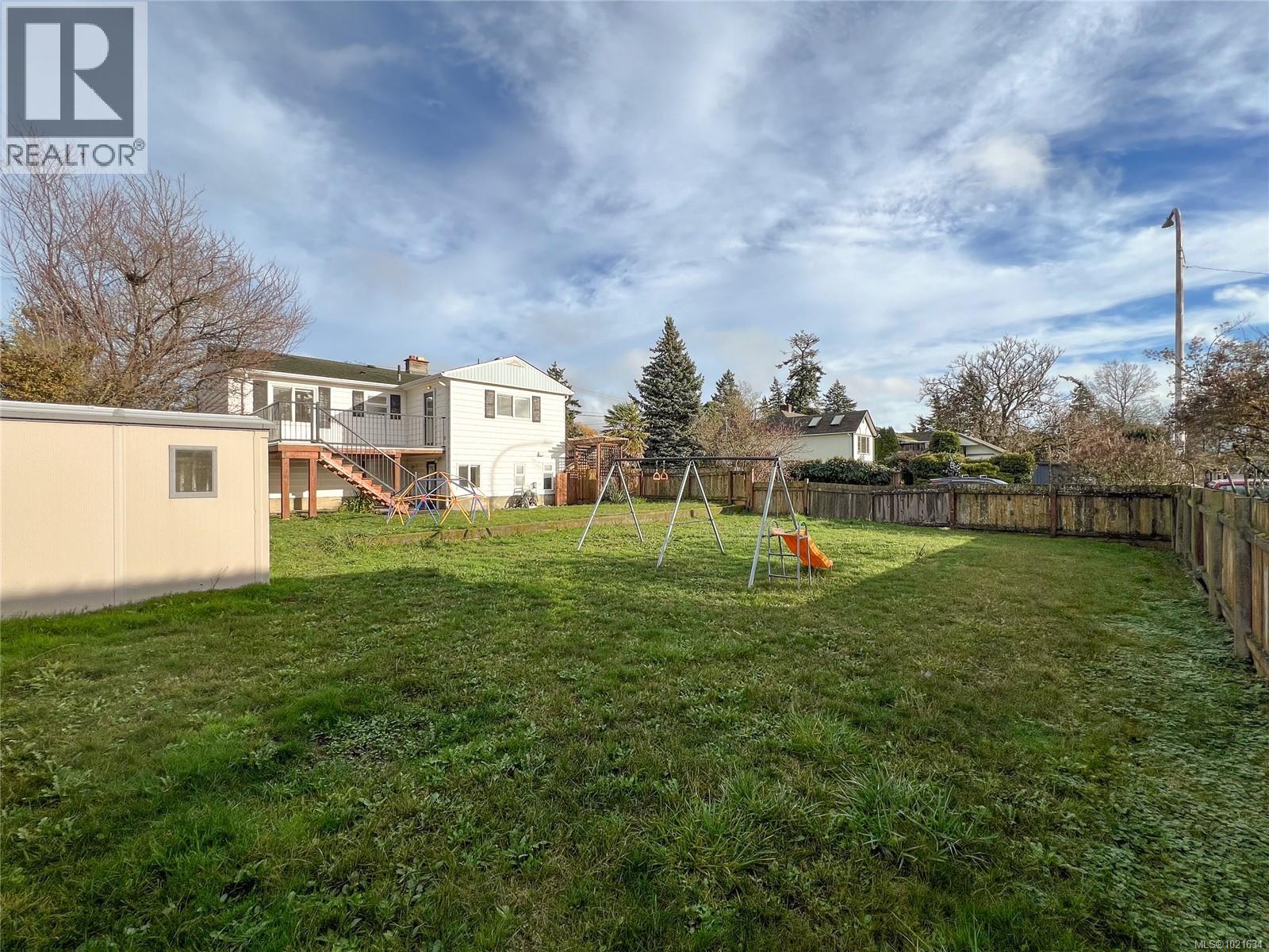  3876 Carey Road, Saanich