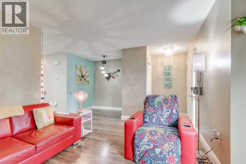 Single Family House Bungalow for Sale in  Dovely Park SE Dover Calgary 