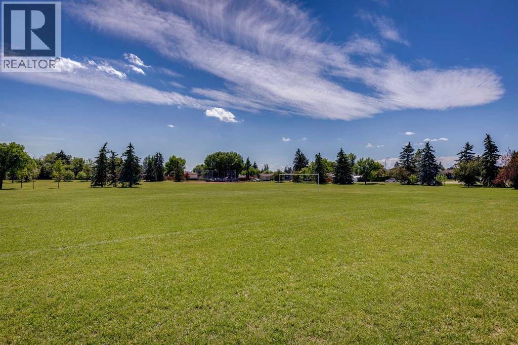 Single Family House Bungalow for Sale in  Dovely Park SE Dover Calgary 