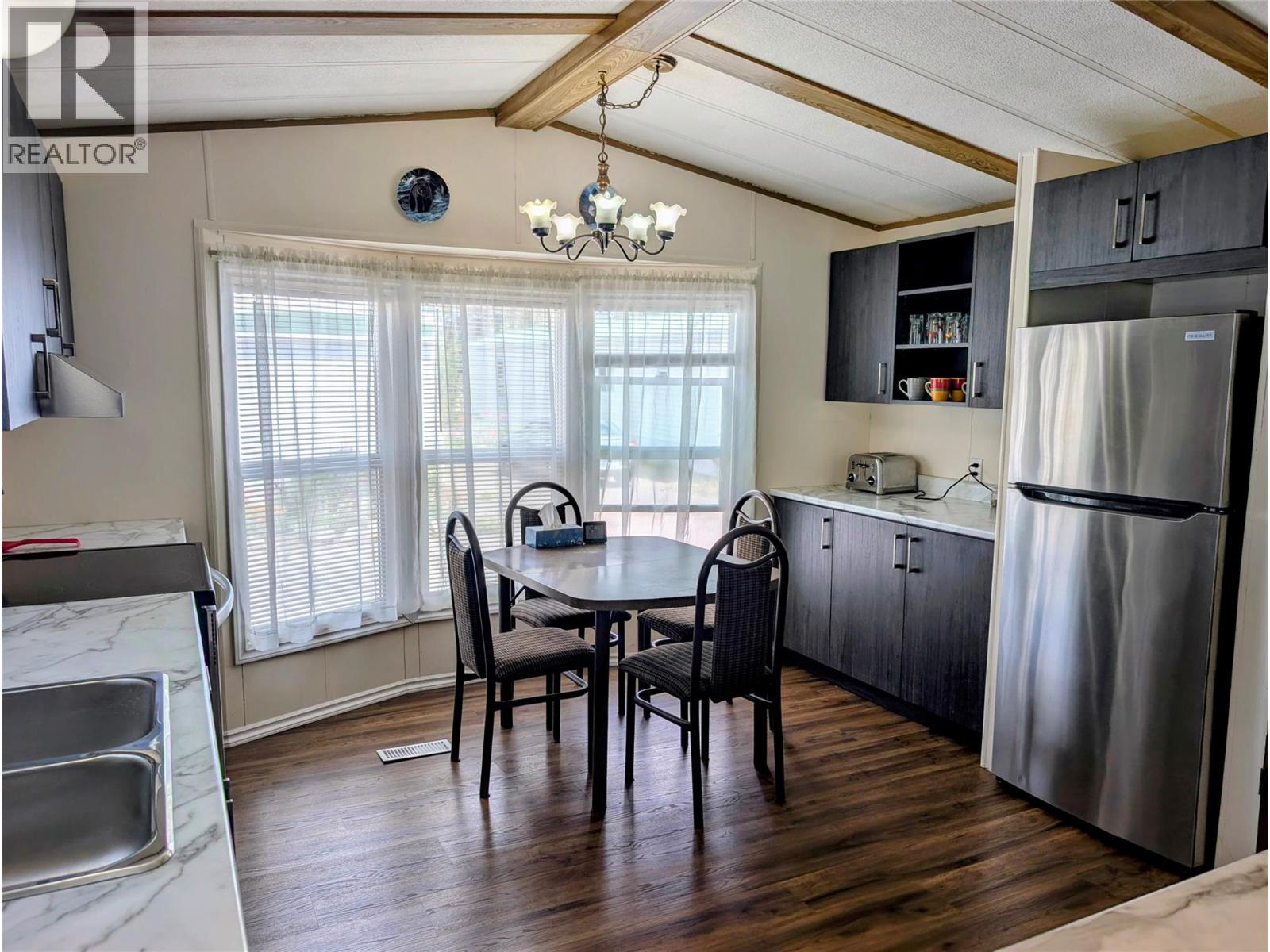 #122 1401 NICOLA AVENUE - 4