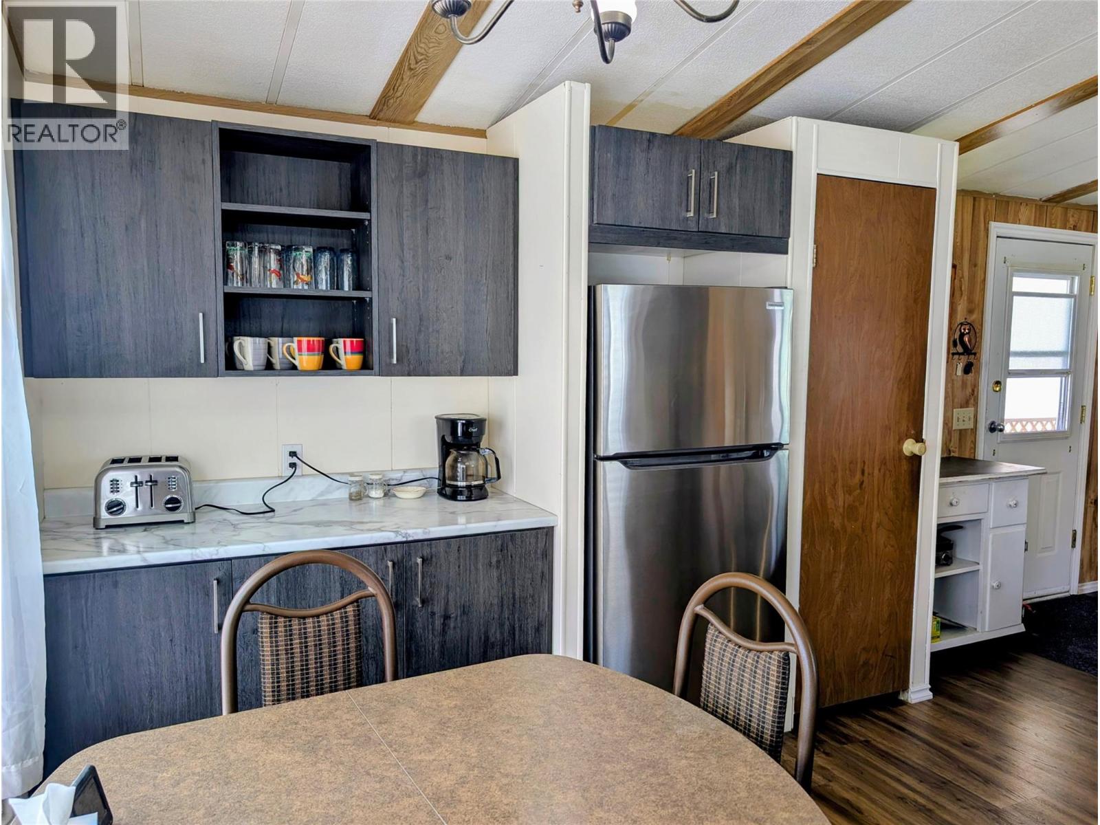 #122 1401 NICOLA AVENUE - 5