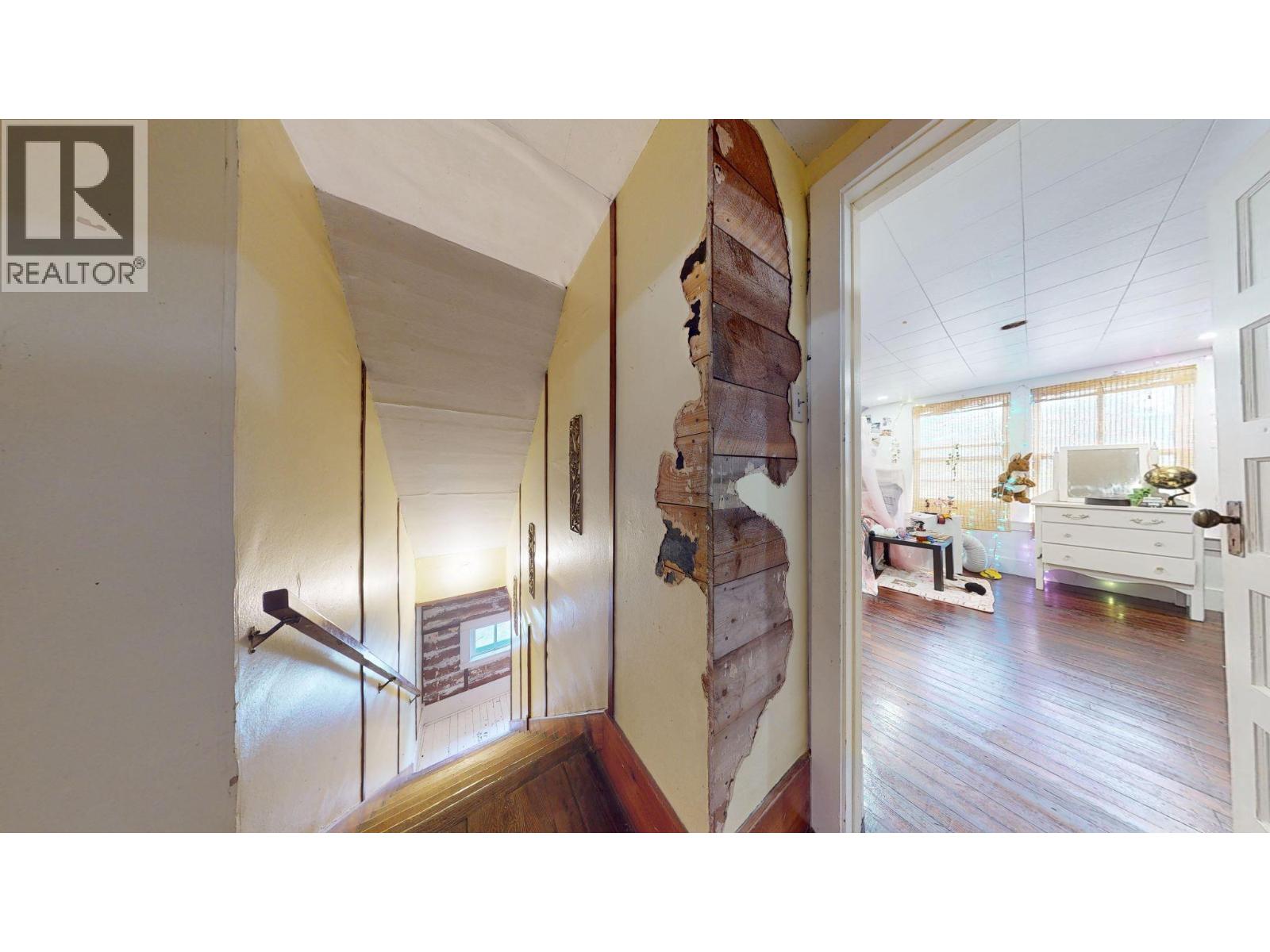 2415 Blind Bay Road, Blind Bay