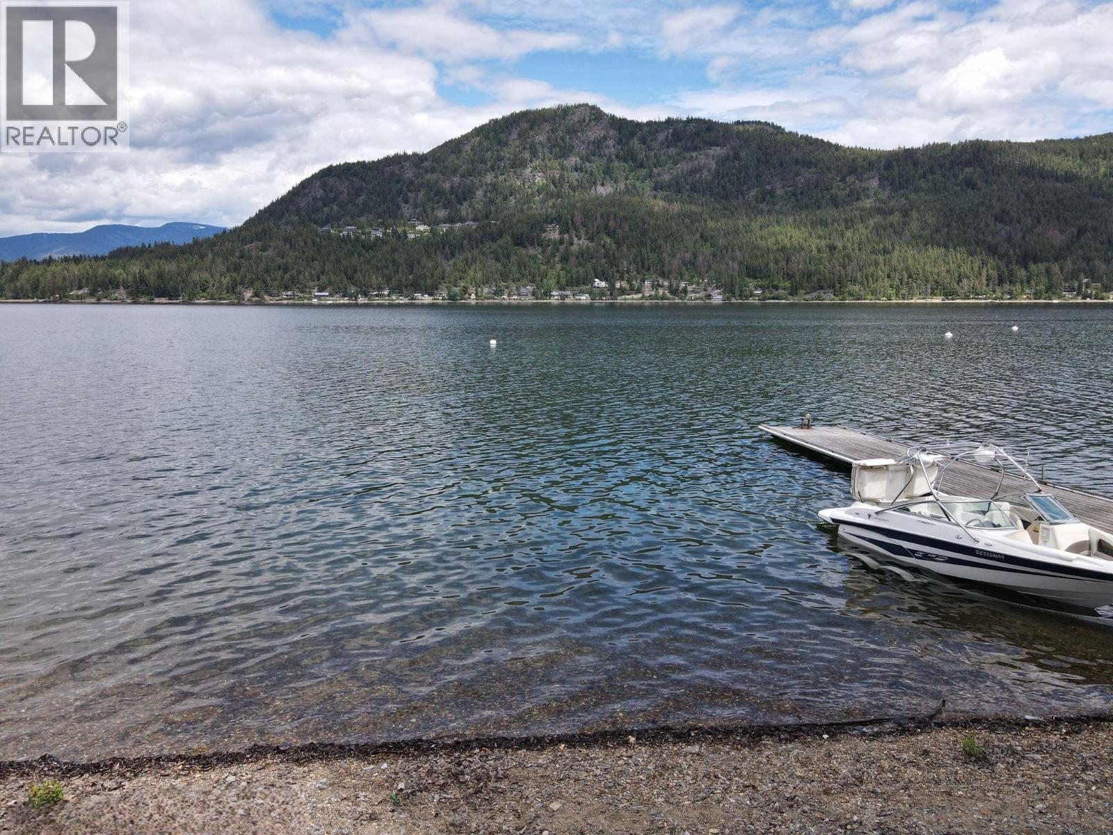 2415 Blind Bay Road, Blind Bay