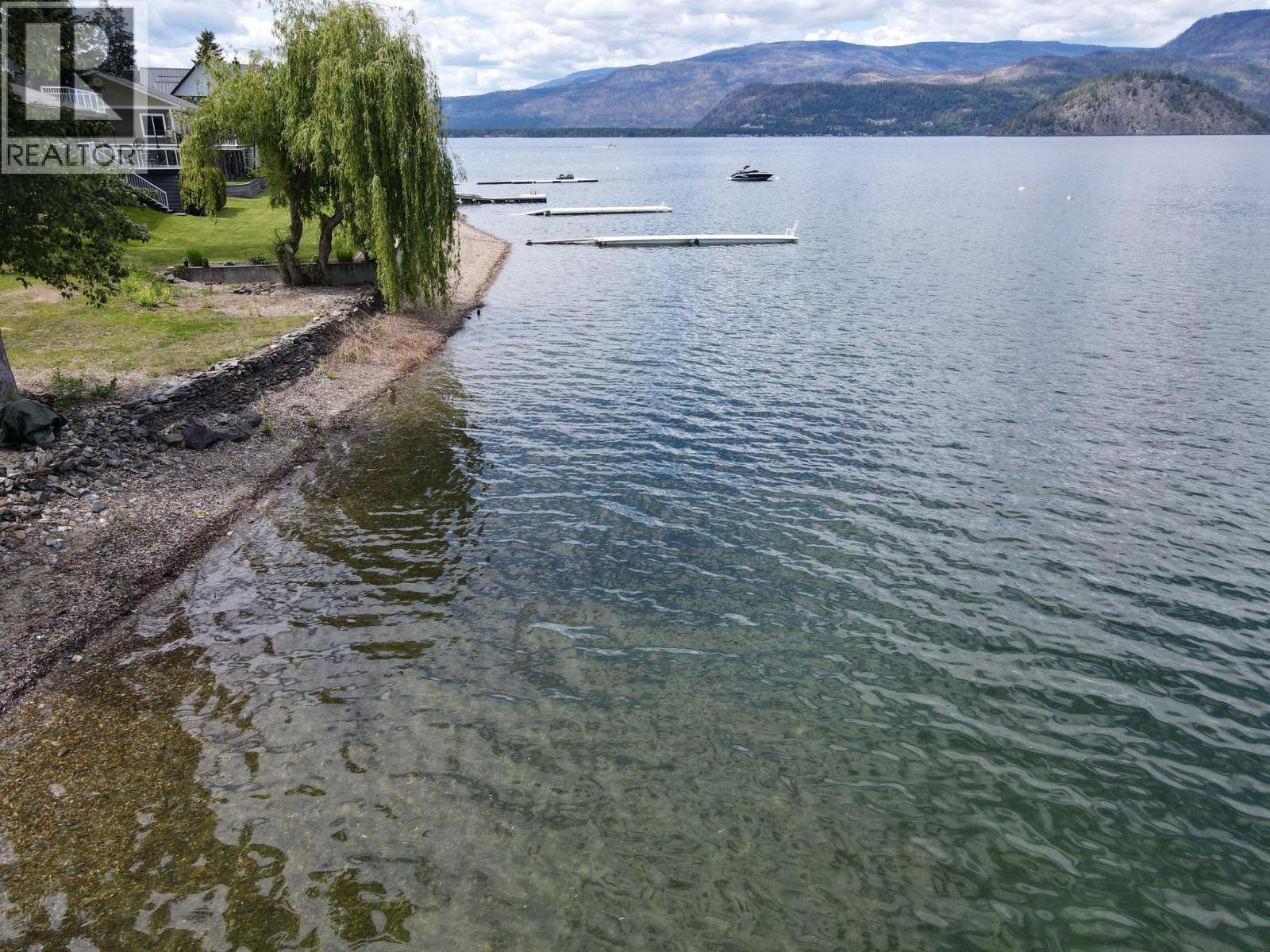 2415 Blind Bay Road, Blind Bay