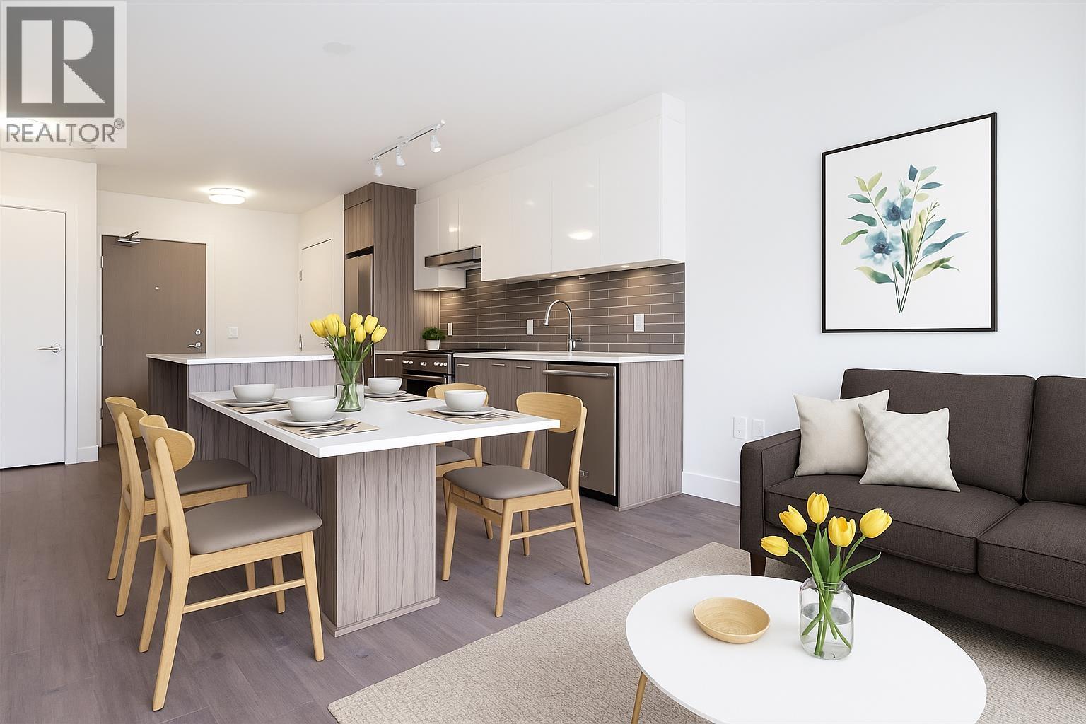 408 258 NELSON'S COURT, New Westminster