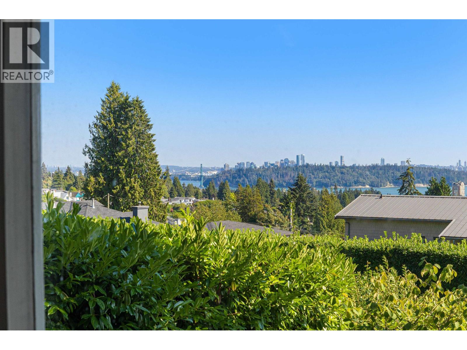 2234 OTTAWA AVENUE, West Vancouver