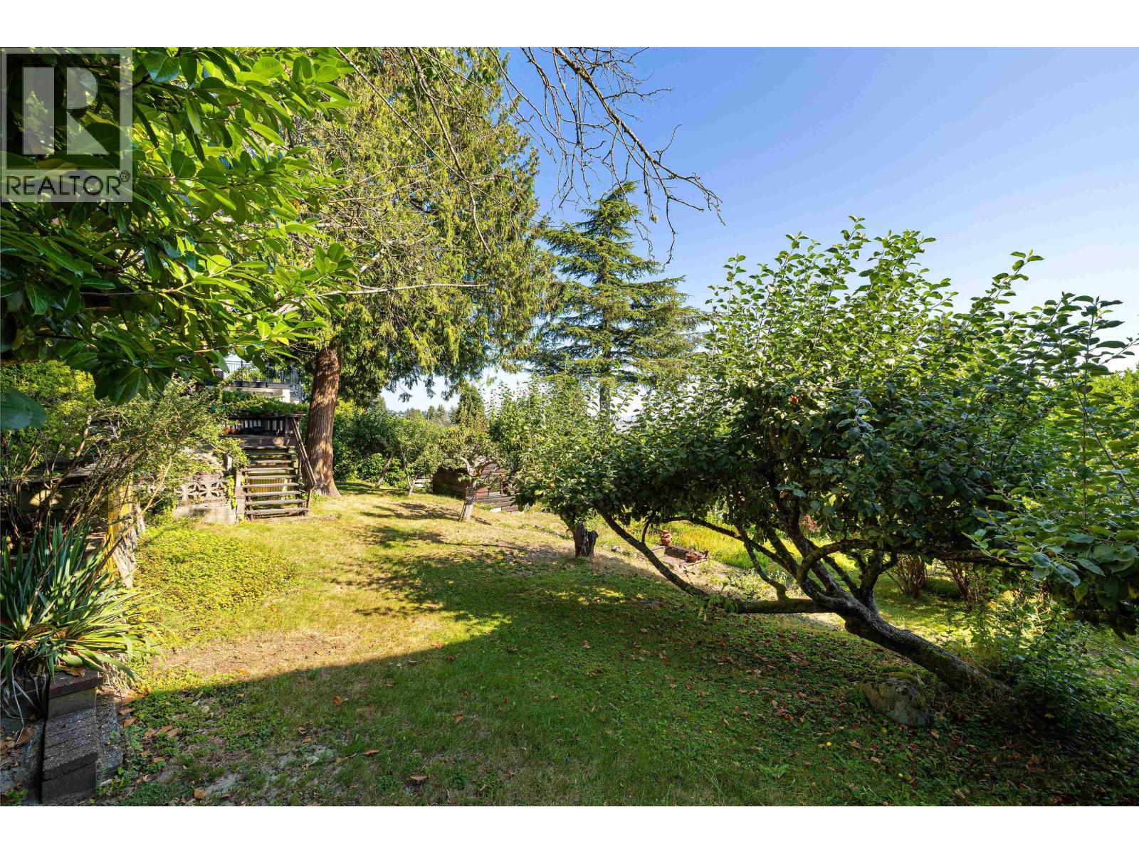 2234 OTTAWA AVENUE, West Vancouver