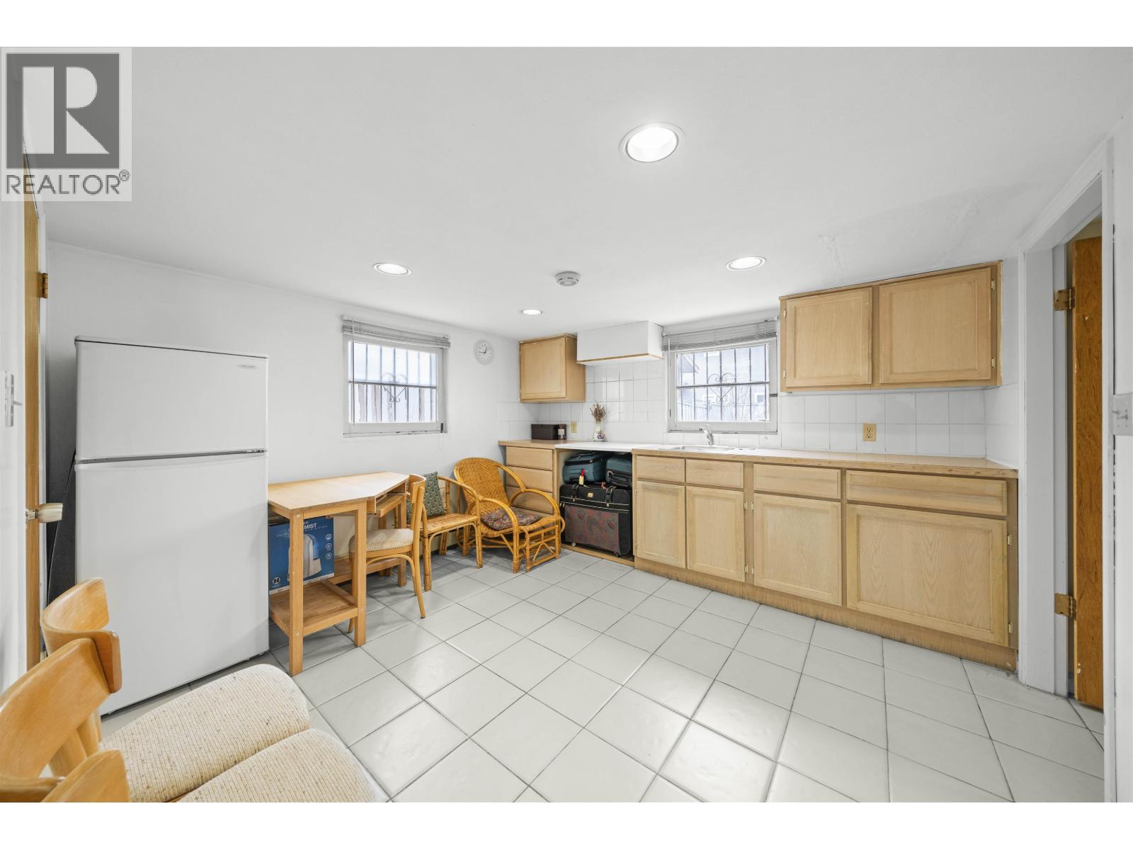 1371 DUTHIE AVENUE, Burnaby