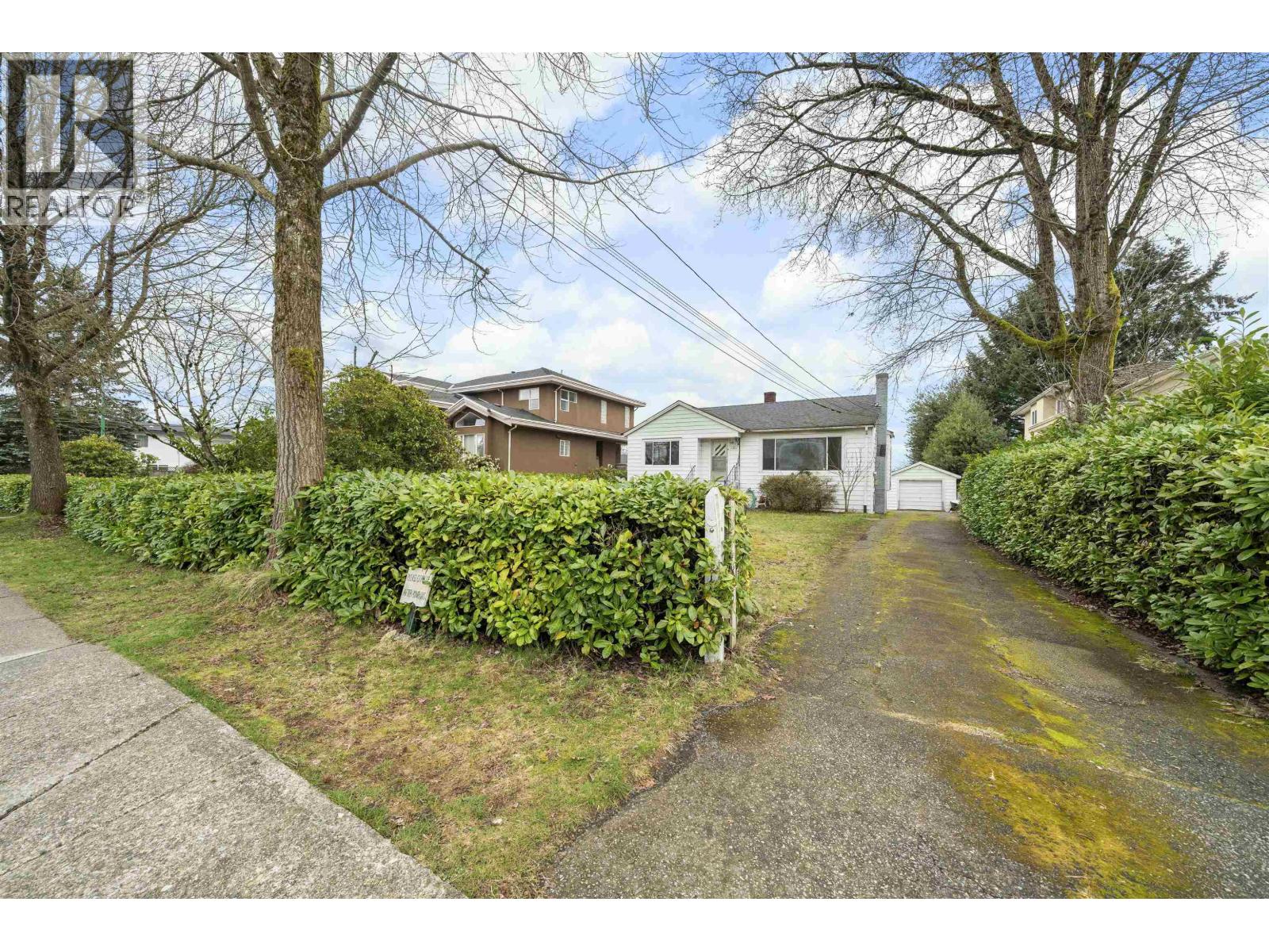 1371 DUTHIE AVENUE, Burnaby