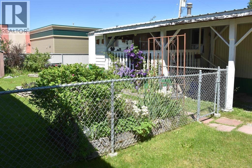 12 2377 LARCH AVENUE, Quesnel