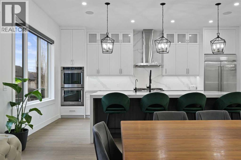 Single Family House for Sale in  Elkton Drive SW Springbank Hill Calgary 