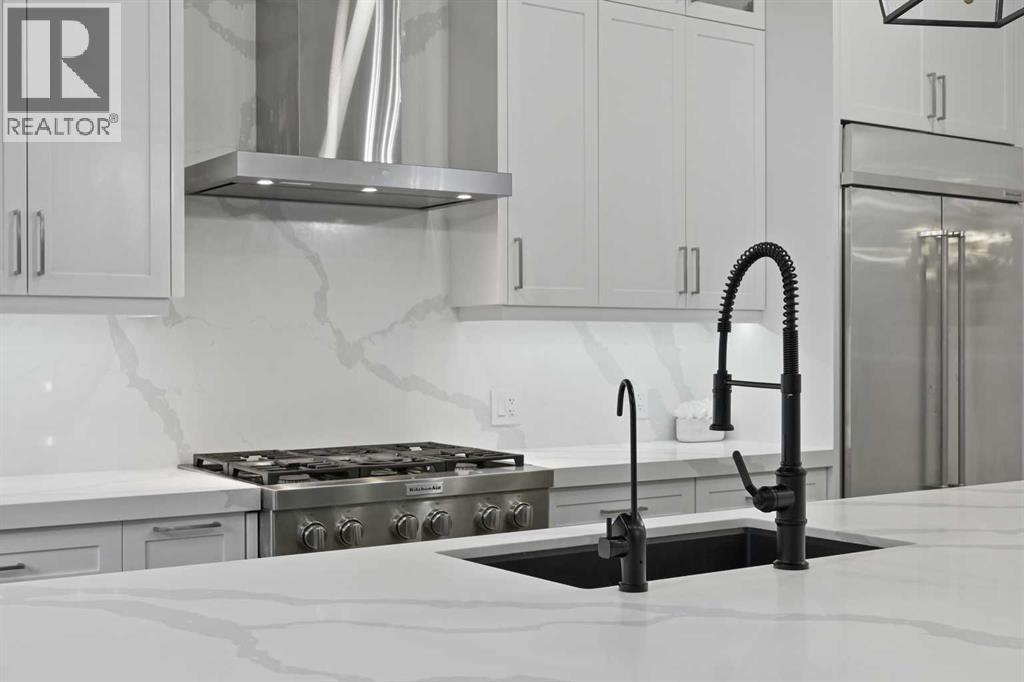 Single Family House for Sale in  Elkton Drive SW Springbank Hill Calgary 