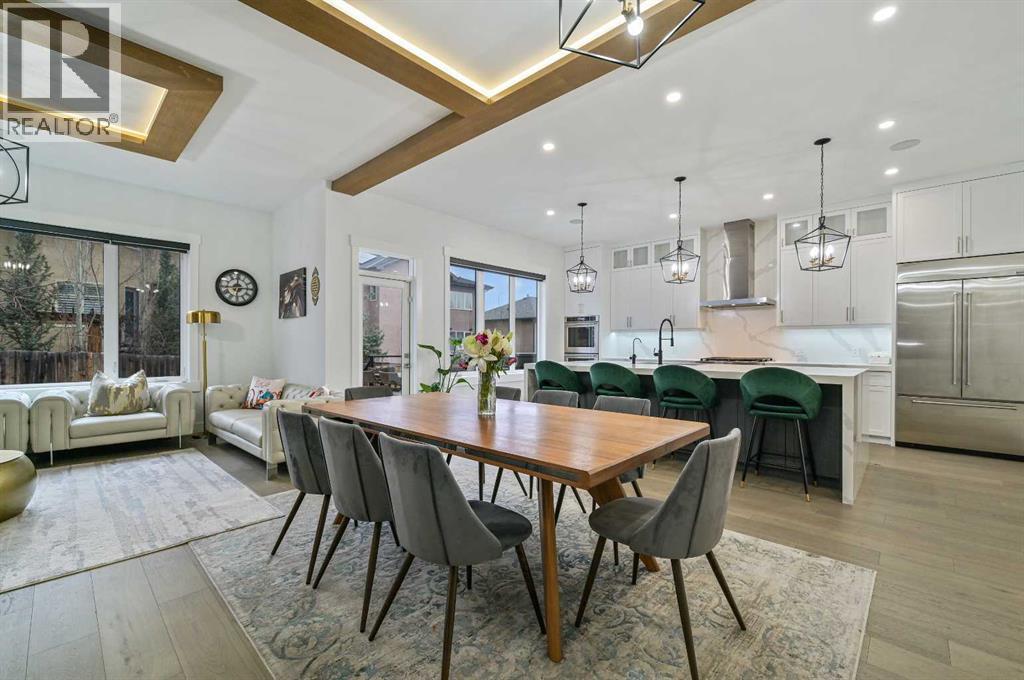 Single Family House for Sale in  Elkton Drive SW Springbank Hill Calgary 