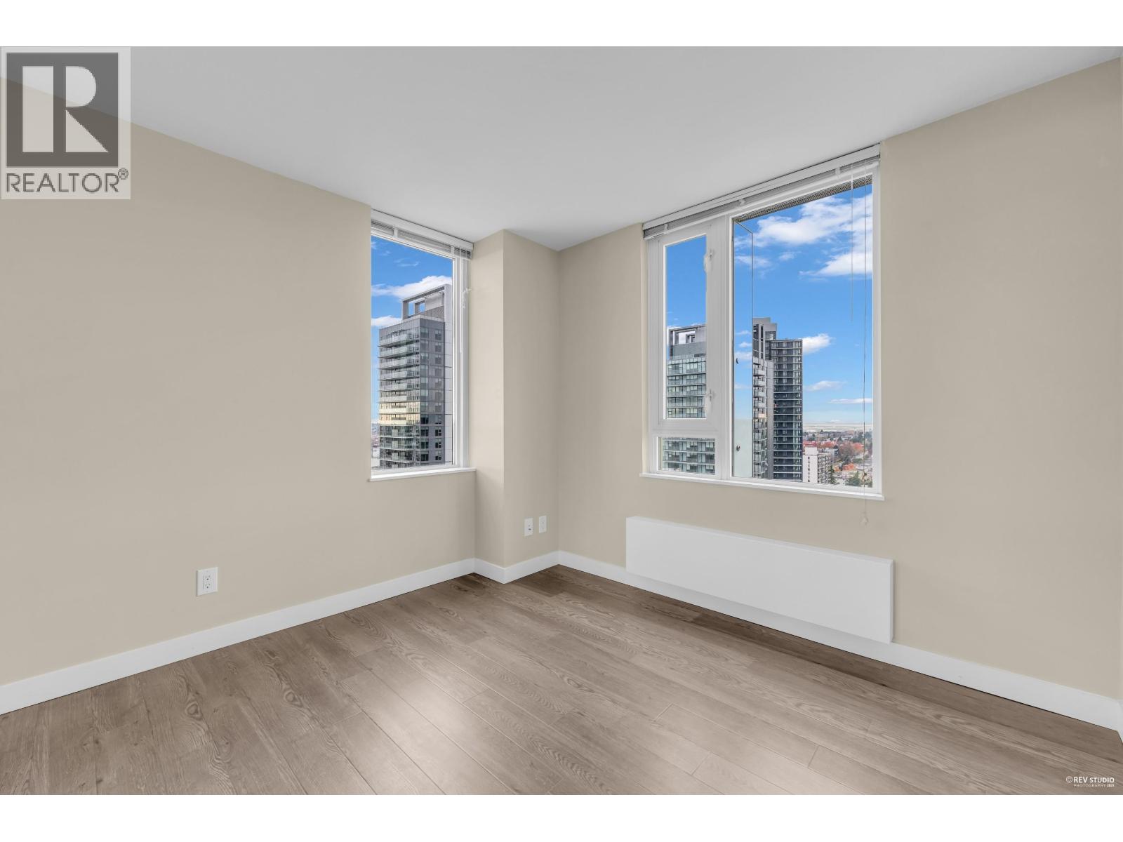 2503 489 INTERURBAN WAY