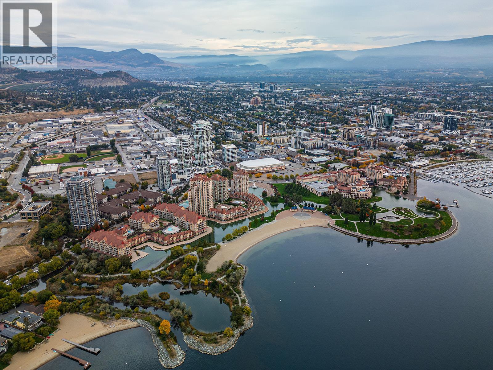 424 1099 Sunset Drive, Kelowna