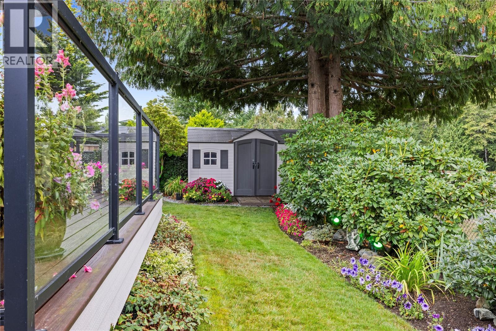 779 Mulholland Dr, Parksville