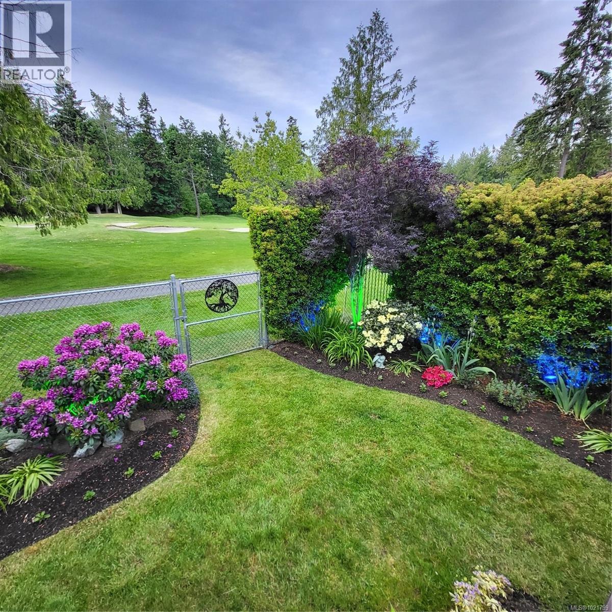 779 Mulholland Dr, Parksville