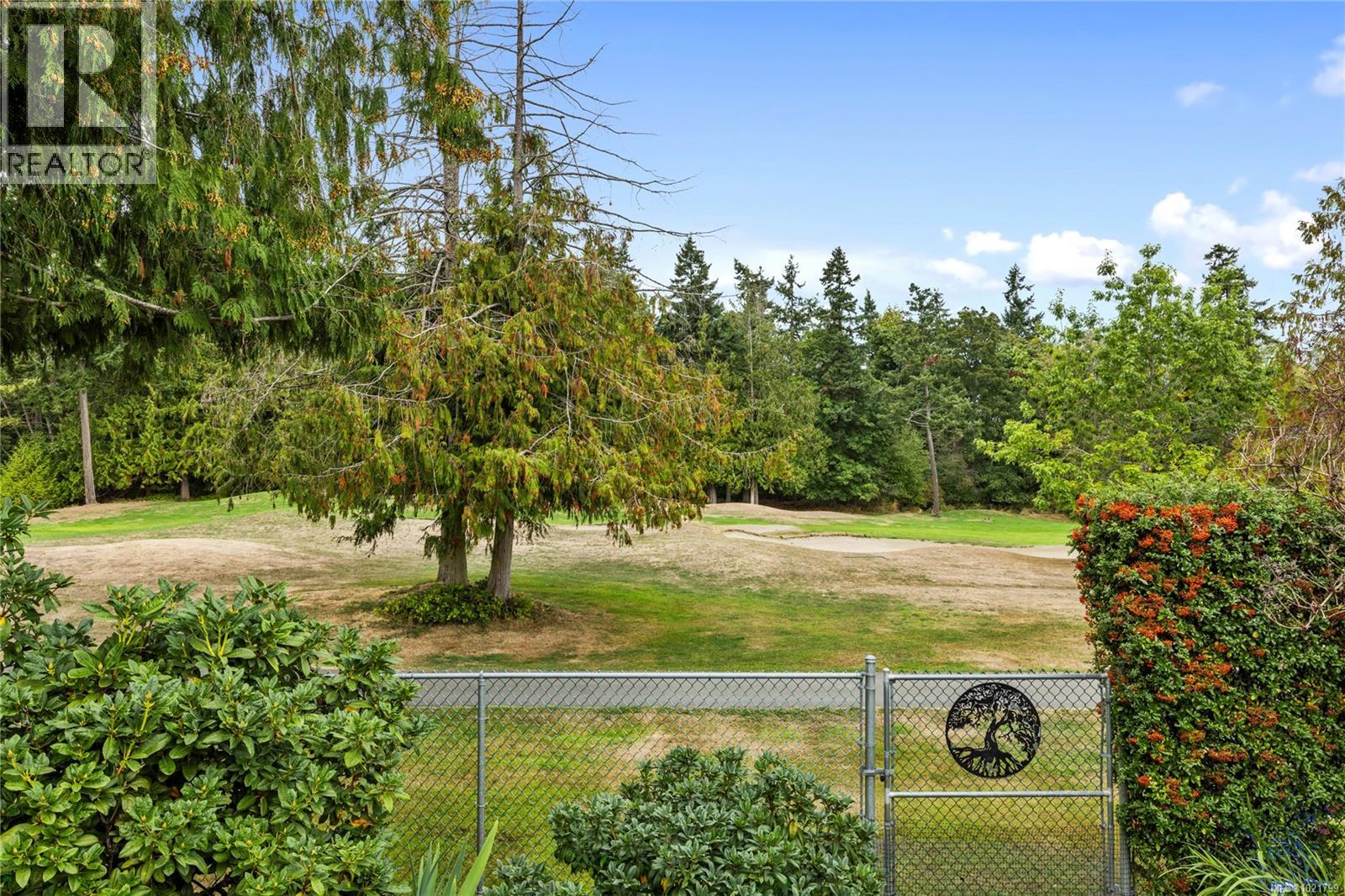 779 Mulholland Dr, Parksville