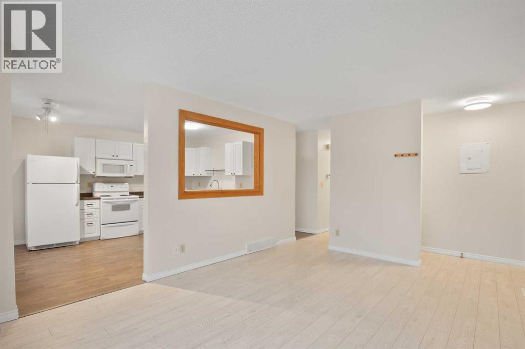 99 Dawson Street, Red Deer