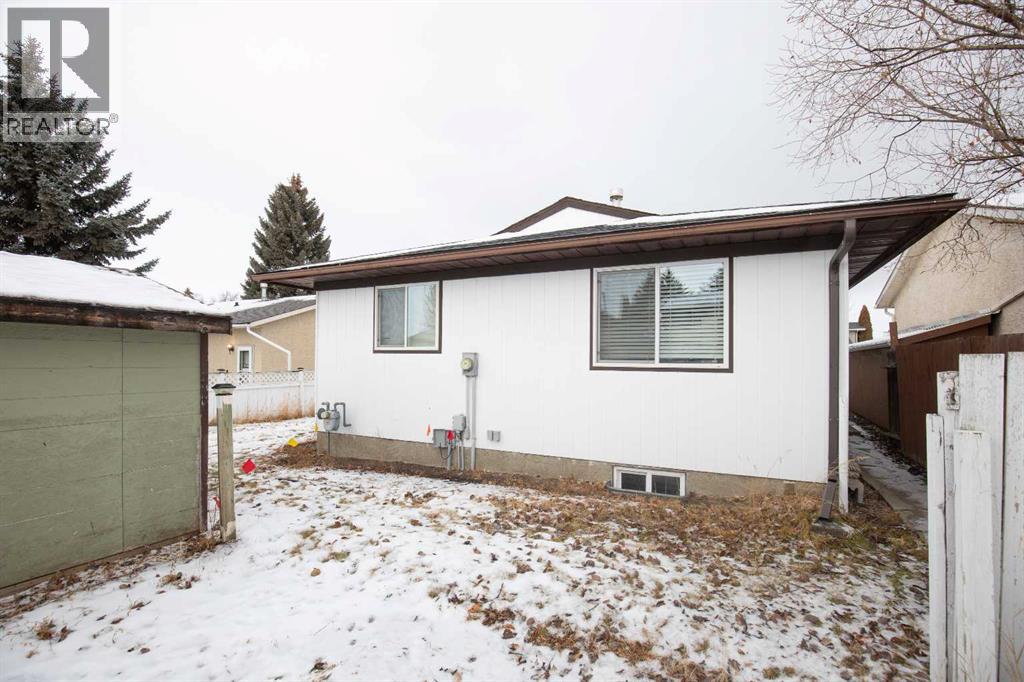 99 Dawson Street, Red Deer