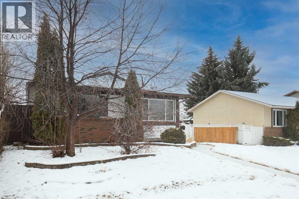 99 Dawson Street, Red Deer