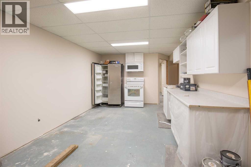 99 Dawson Street, Red Deer