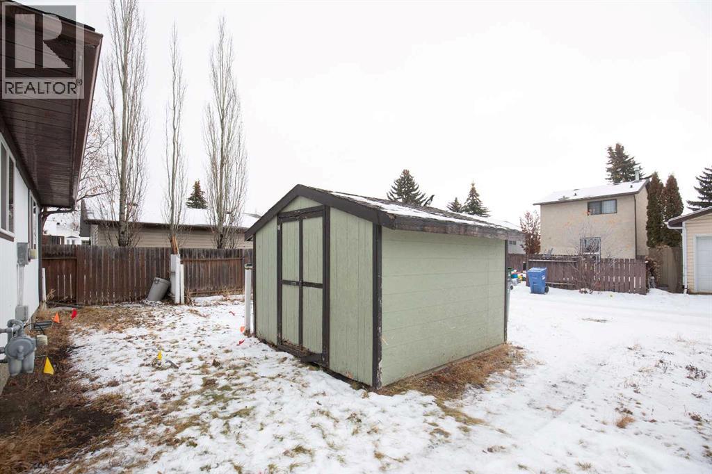 99 Dawson Street, Red Deer