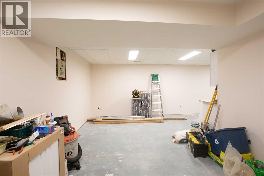 99 Dawson Street, Red Deer