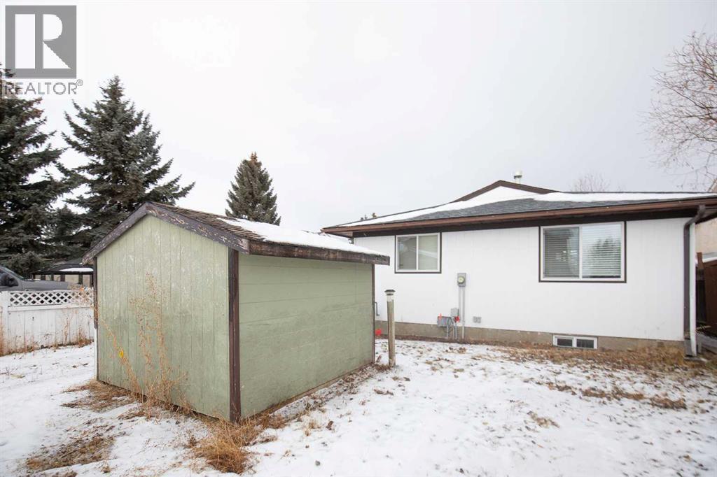 99 Dawson Street, Red Deer