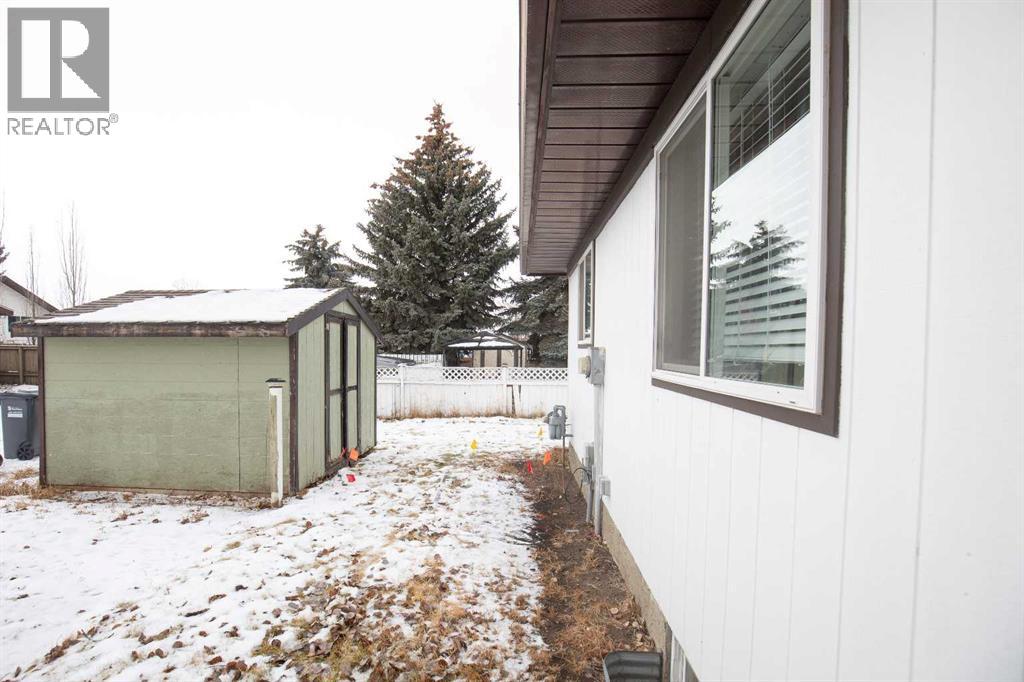 99 Dawson Street, Red Deer